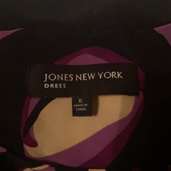 Cute Jones New York Ruched Front Size 6 Multi Color Purple Black Cream SLIMMING - Picture 9 of 11
